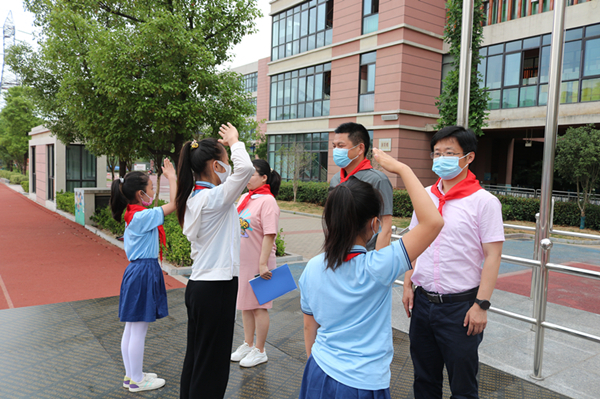 合肥市天水路小学开展庆六一系列活动之少先队员入队仪式一