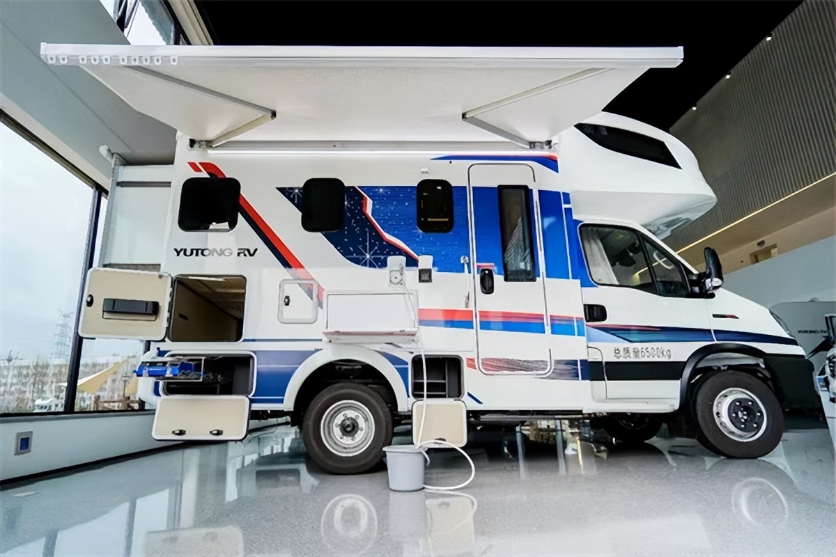 宇通c535双拓展房车上海现车到店