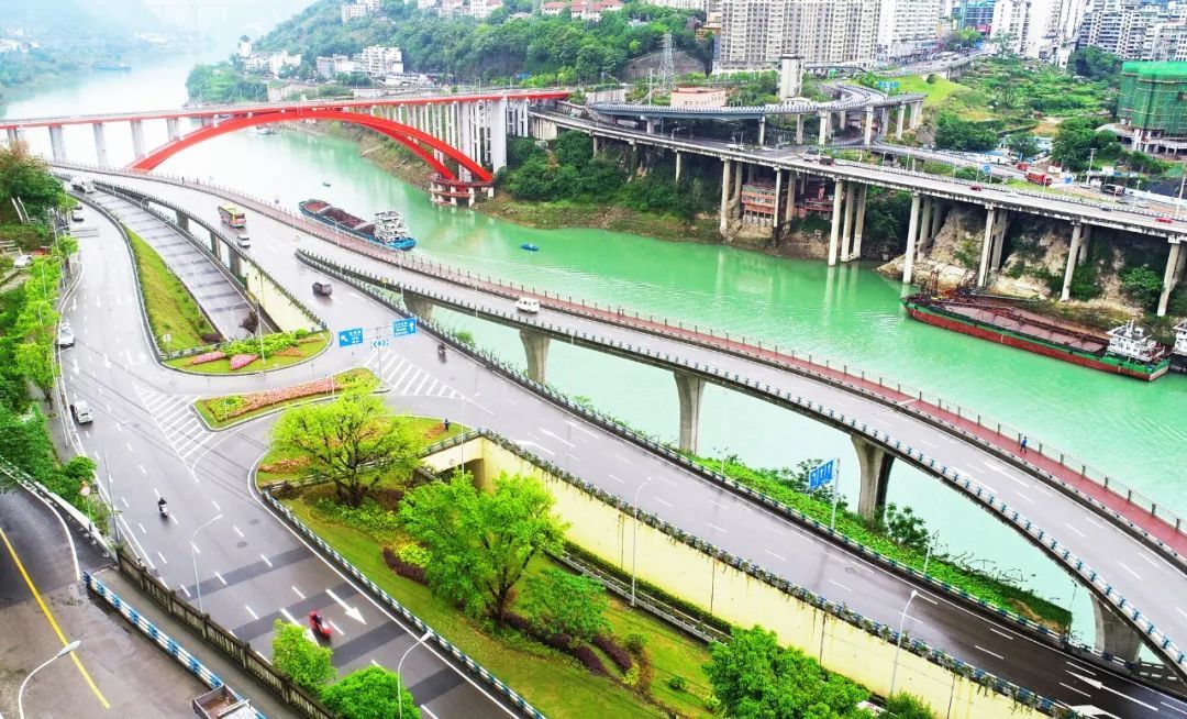 乌江大桥复线桥及匝道连接涪陵江南城区和江东