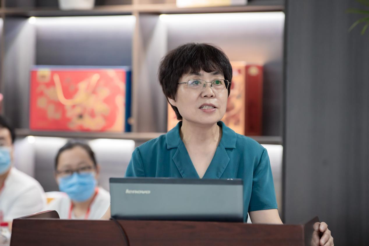 (安徽燕之坊食品有限公司总工程师张丽琍)