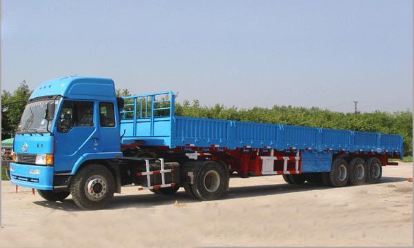 开20米长挂车丝滑入库快递女司机的开挂人生