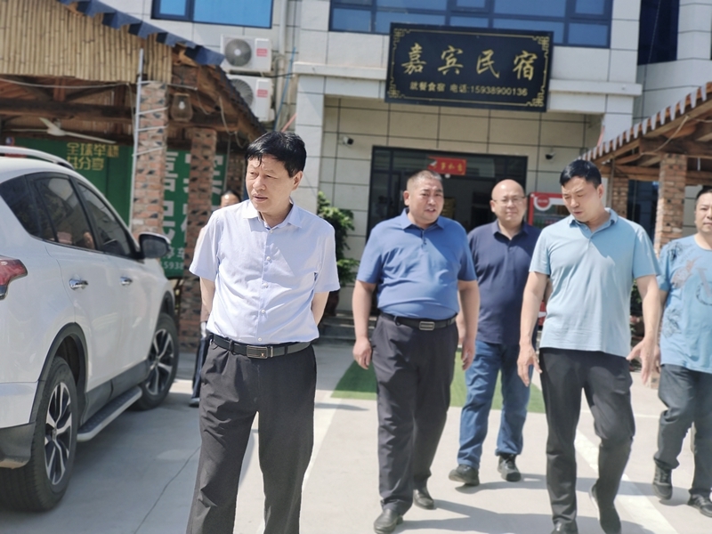 刘万福带领第三协调小组检查指导景区餐饮质量提升工作凤凰网河南_凤