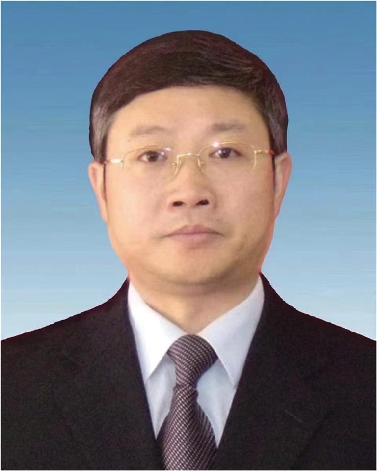 尹弘率新班子亮相 常委们的简历来了