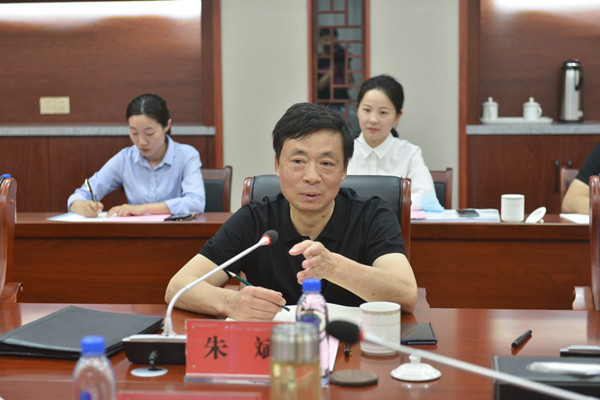 湾沚区委书记殷琼一行调研芜湖医药卫生学校