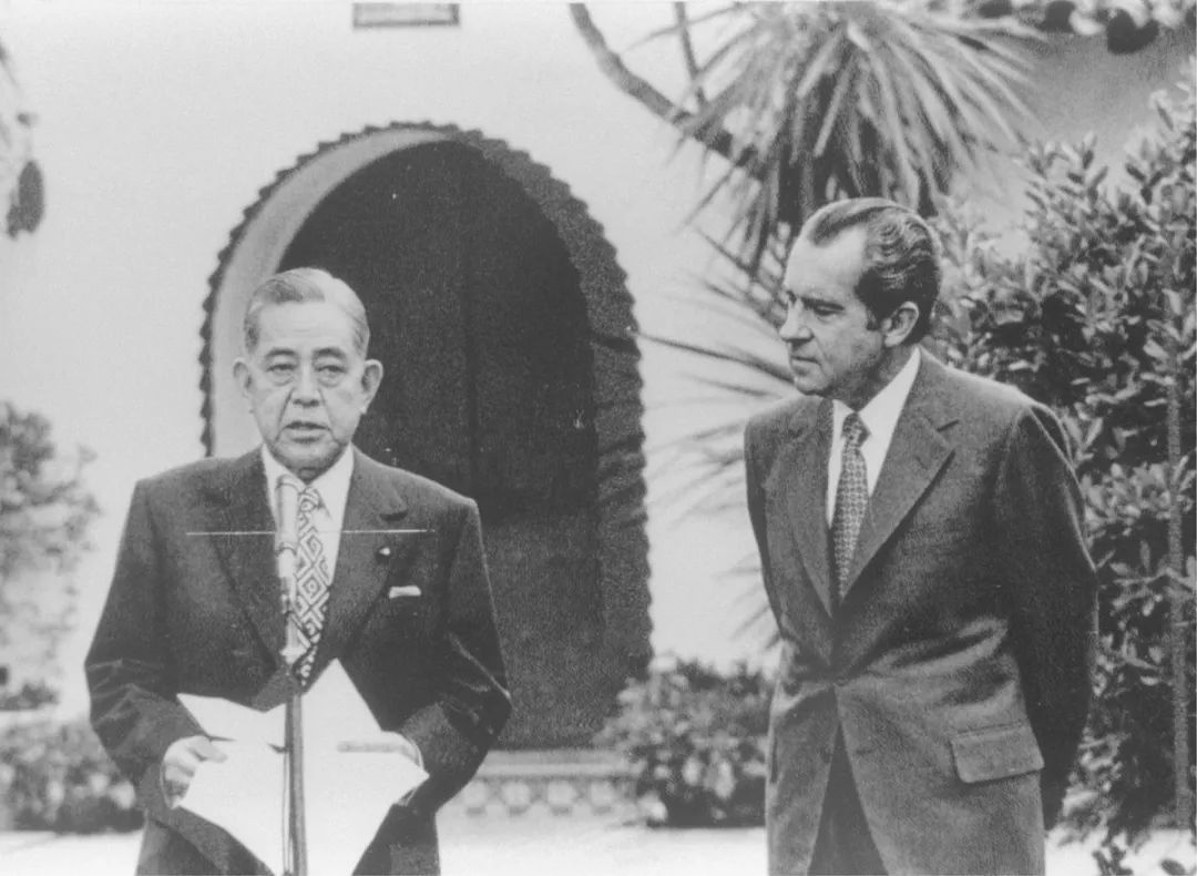 佐藤荣作访问白宫会晤美国总统尼克松