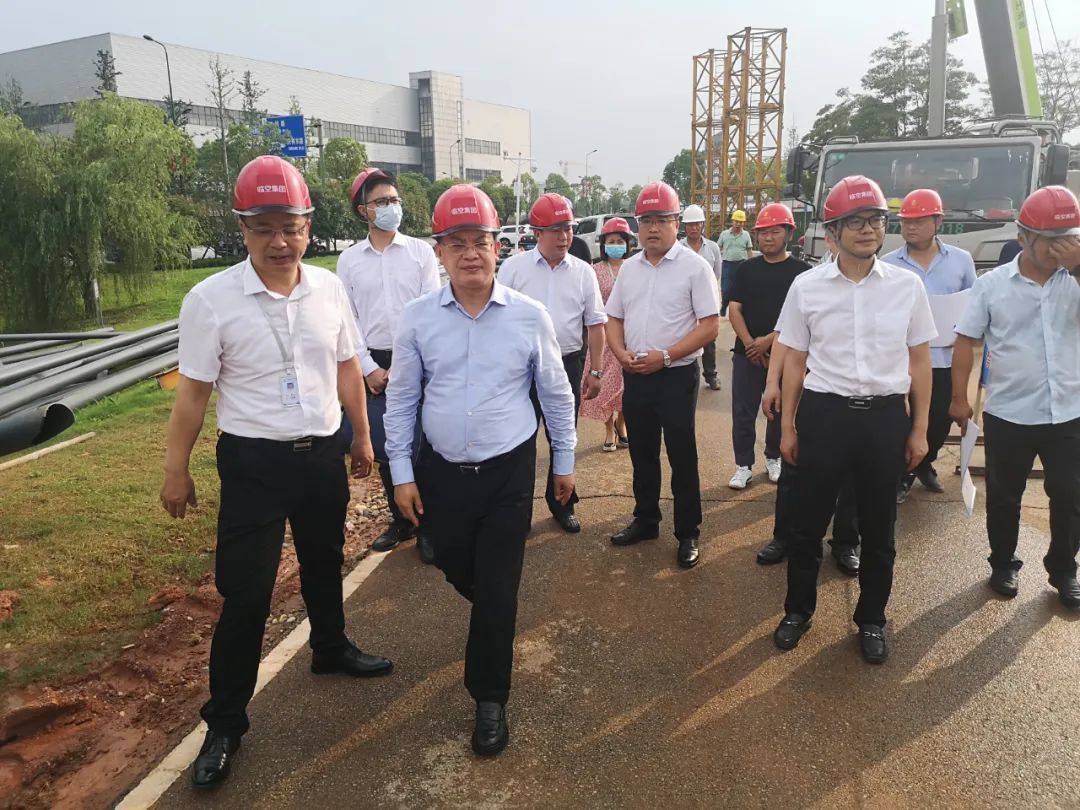 沈裕谋赴长沙自贸片区临空区块现场检查指导省自贸展馆项目建设