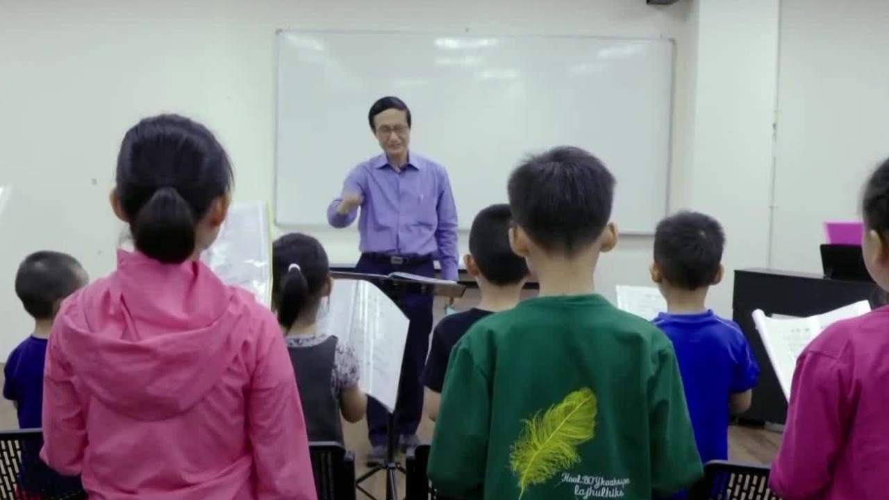 祖籍广东澄海的新加坡音乐家郭永秀，通过合唱来推广潮汕童谣文化