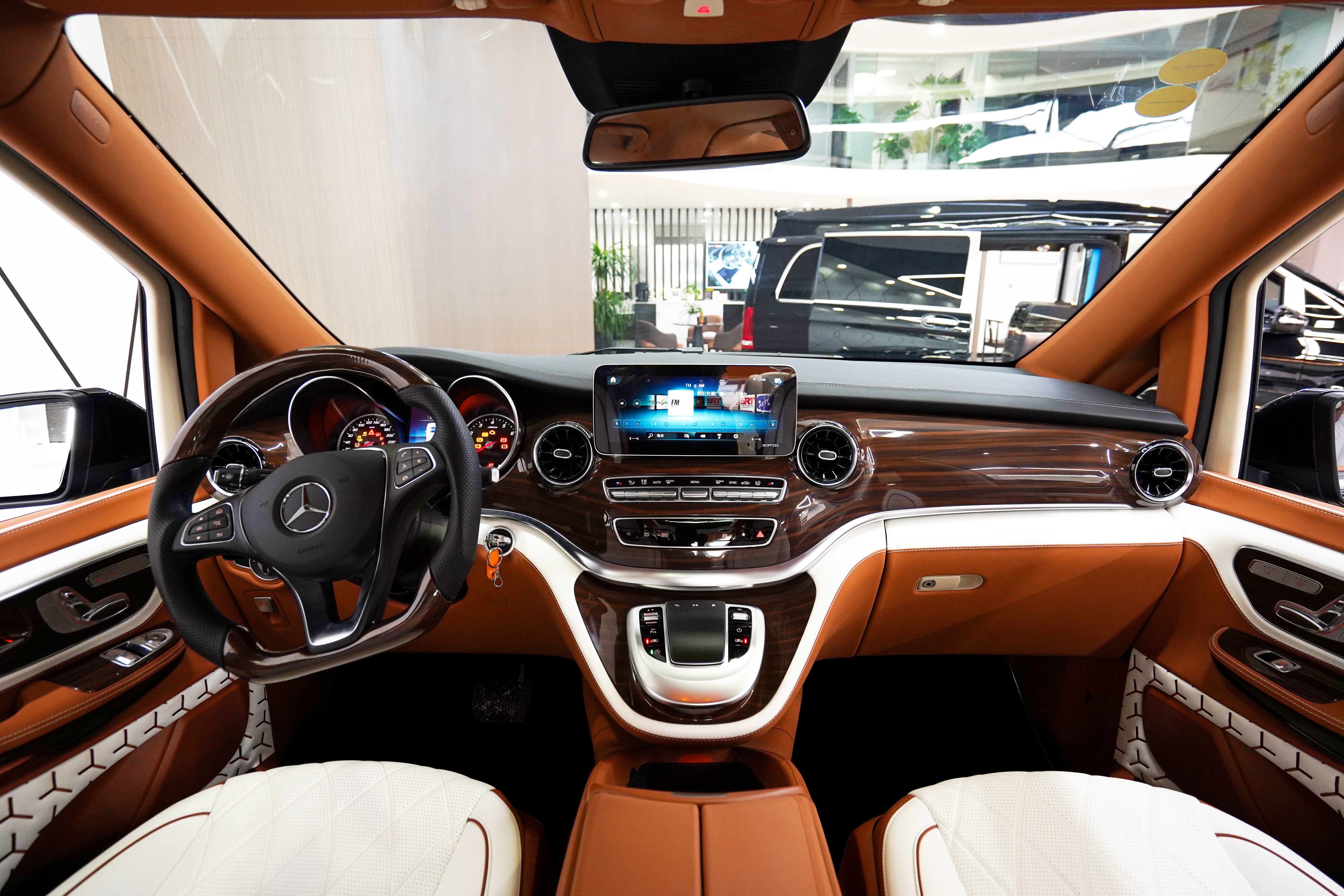 豪华过于埃尔法的奔驰vs980现车到店