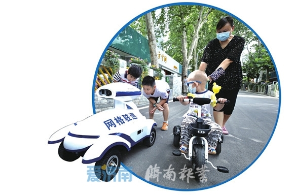 可以代替民警巡逻的无人驾驶机器人。