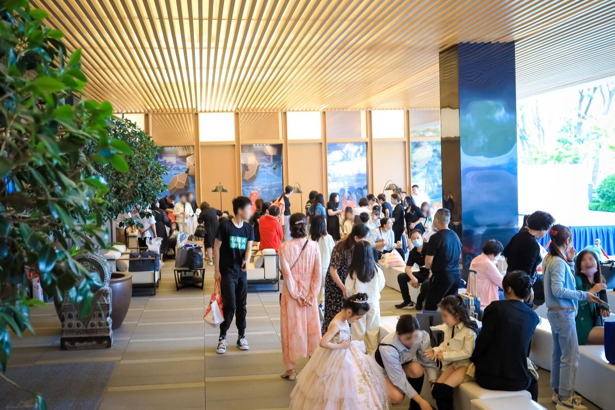 城阳流量头条 | 青岛首条太古里风情商街今日开街，福利集结抢不停！