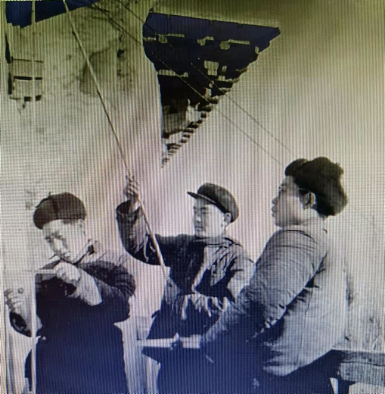 测绘莫高窟九层楼(1962年) 引自《(14067730)-20220610215124.jpg