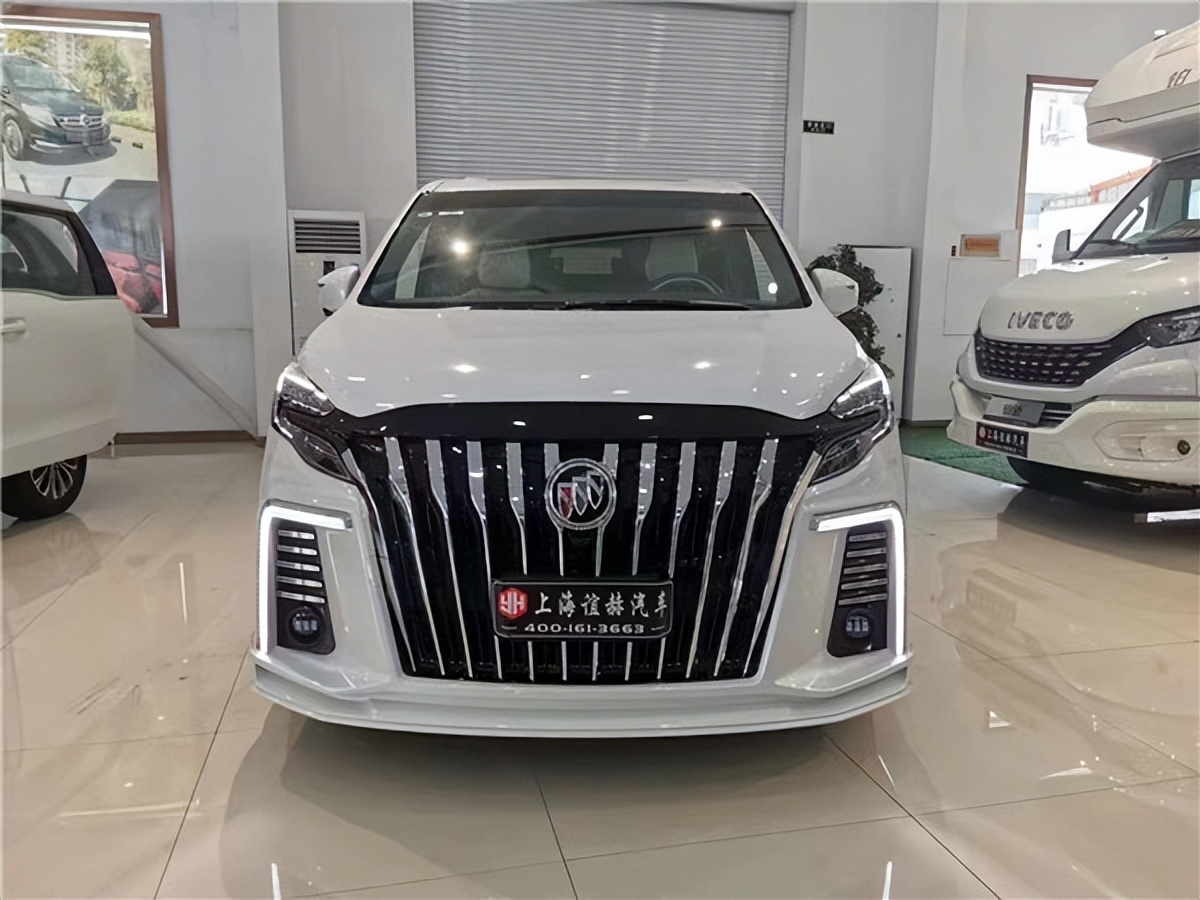 别克gl8定制改装商务车,几万款霸气变身雅典娜版,现车实拍