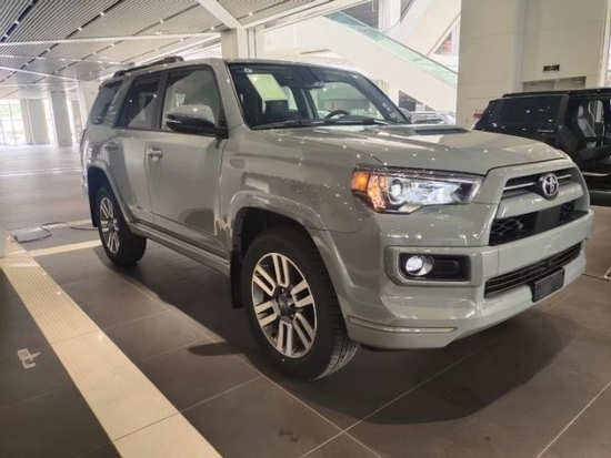 2022款丰田超霸40配置天花板40余万起