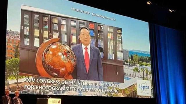 中国首位！武汉大学李德仁院士荣获<em>布</em><em>洛克</em>金奖