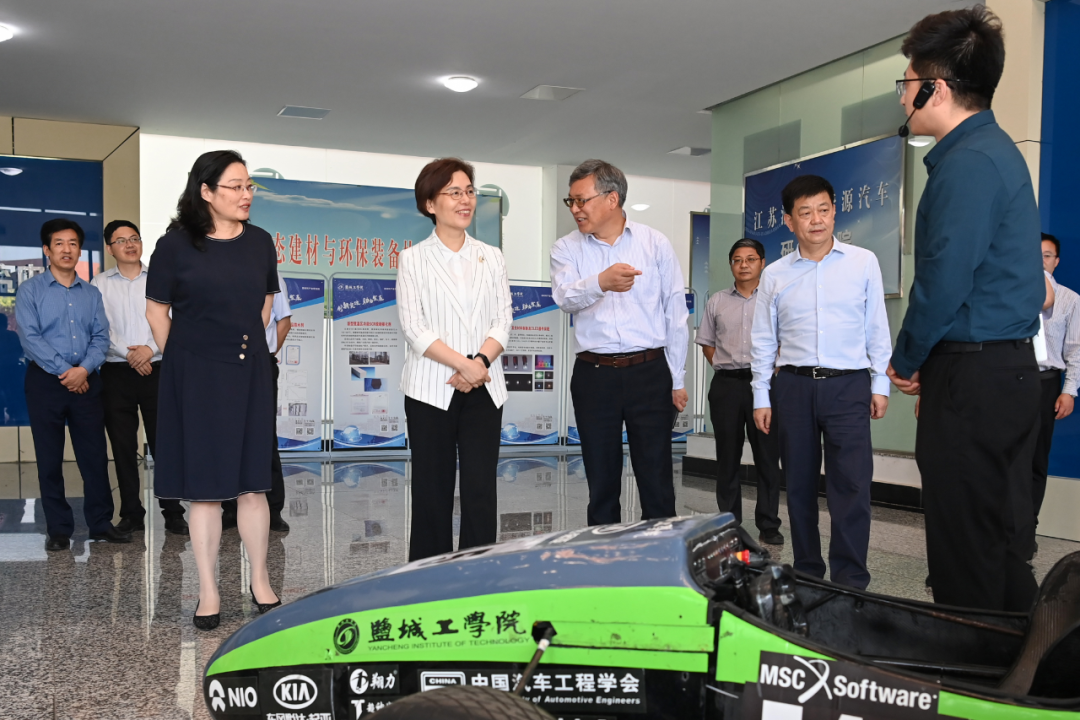 盐城市委书记徐缨到盐城工学院盐城师范学院调研