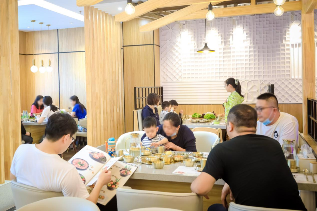 城阳流量头条 | 青岛首条太古里风情商街今日开街，福利集结抢不停！