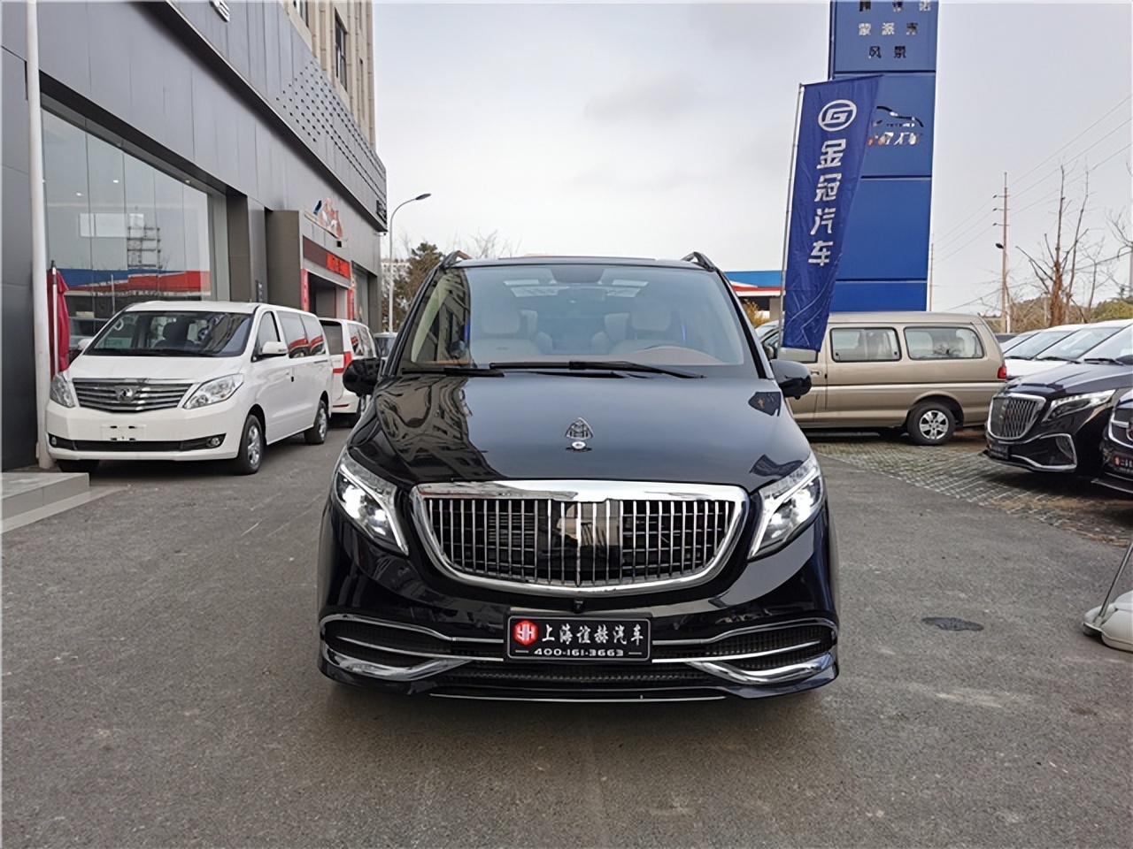 梅赛德斯奔驰威霆定制改装现车实拍