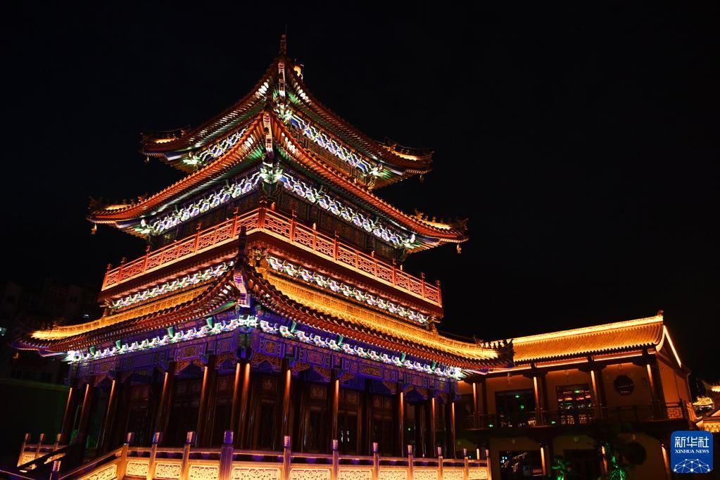 这是6月9日拍摄的天水古城夜景 新华社记者 陈斌 摄