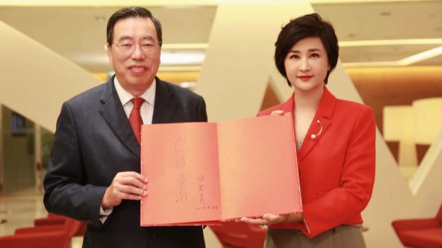 专访香港立法会主席梁君彦_凤凰网视频_凤凰网