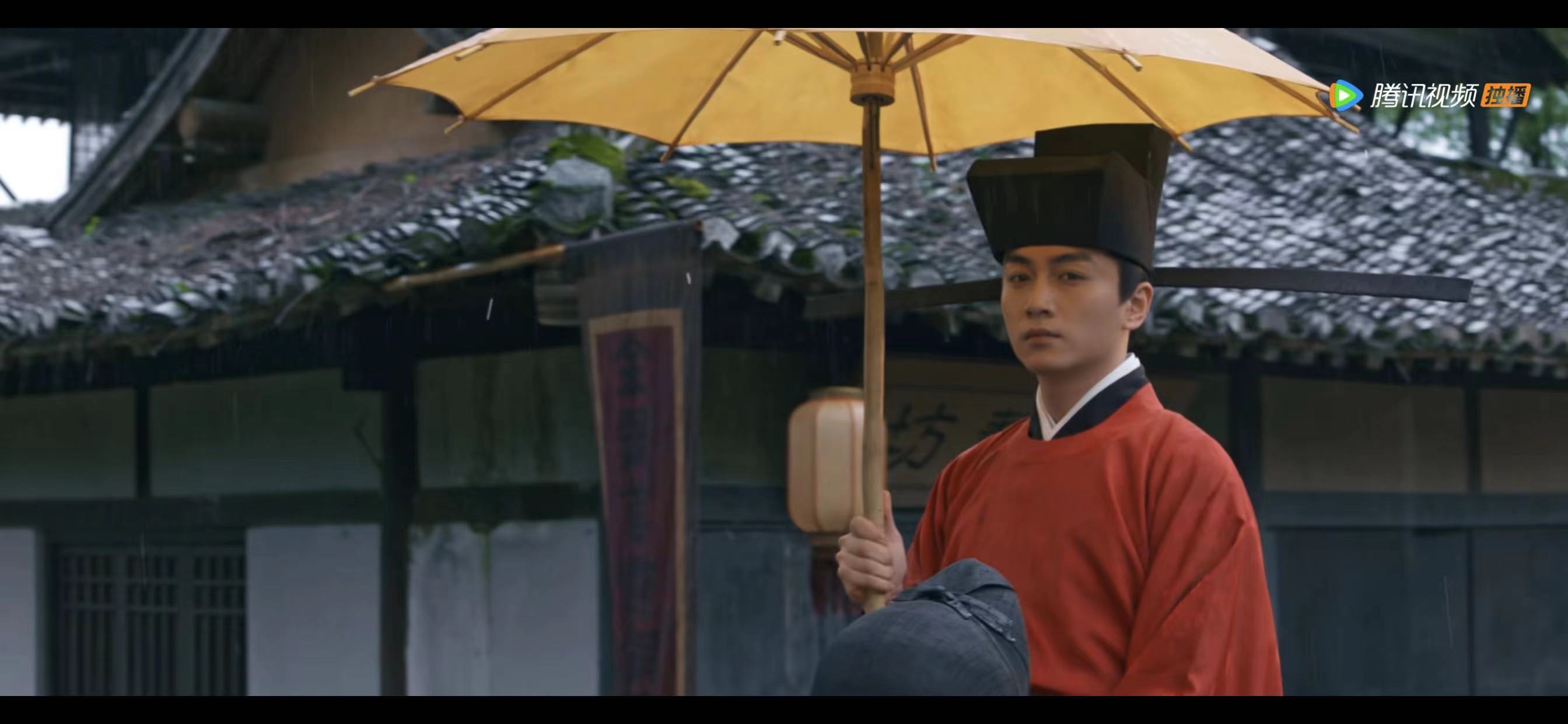 顾千帆的绯色官服