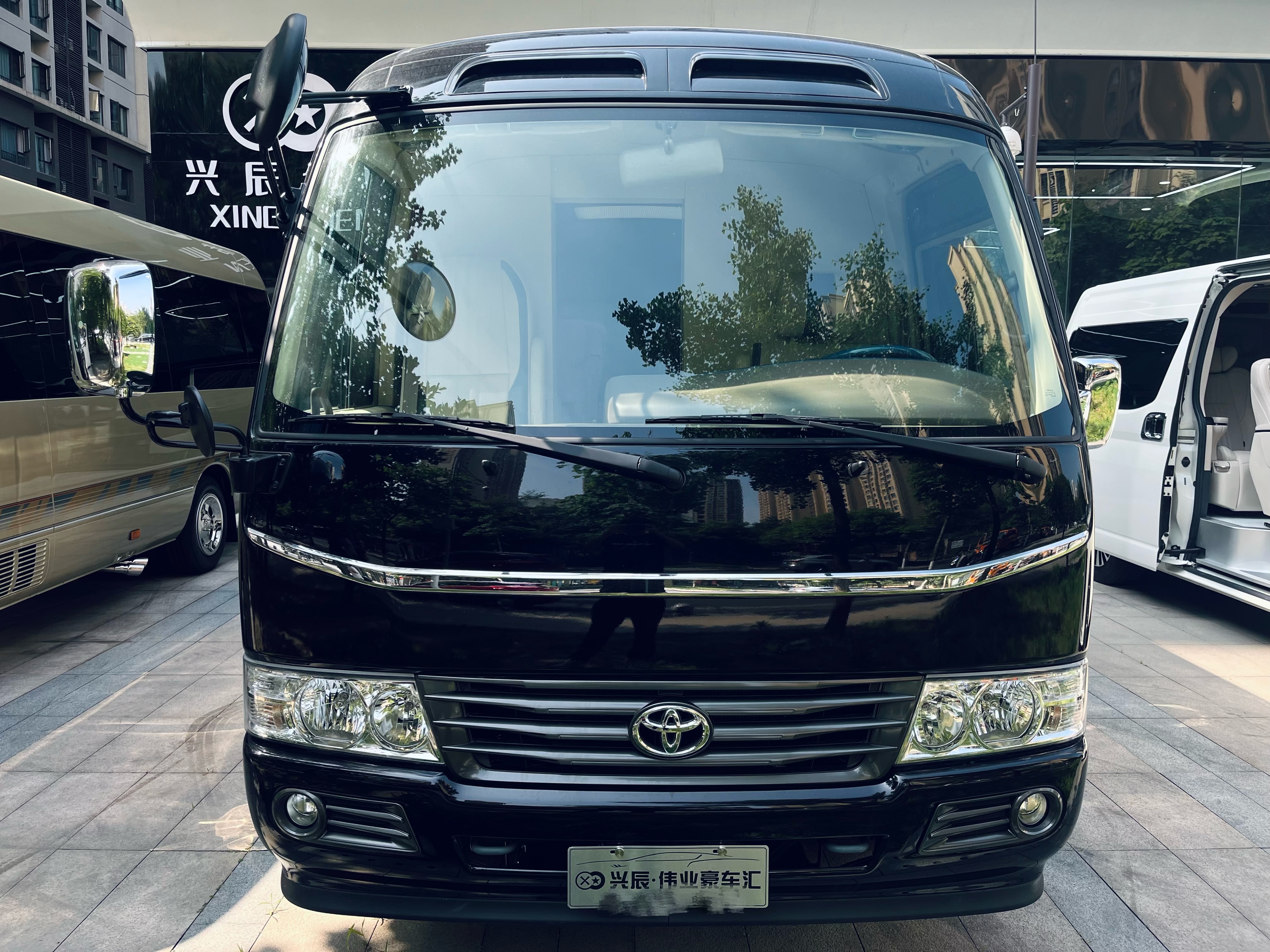 丰田考斯特高端豪华车型巅峰钜惠