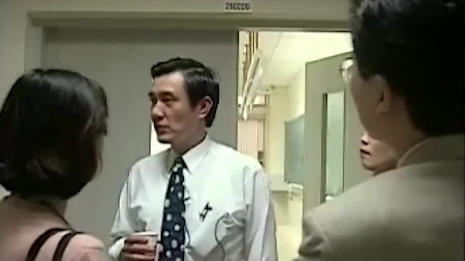 1998年的台北市长选战，让誓言退出政坛的马英九被迫再度面对抉择