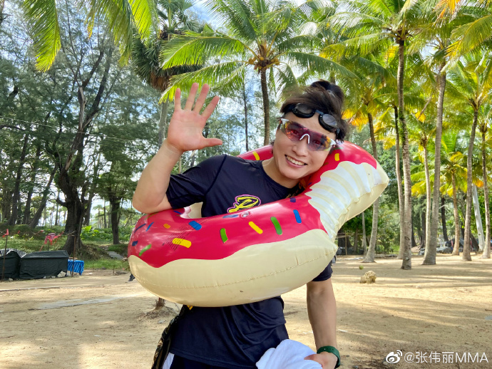 张伟丽已经前往新加坡备战。