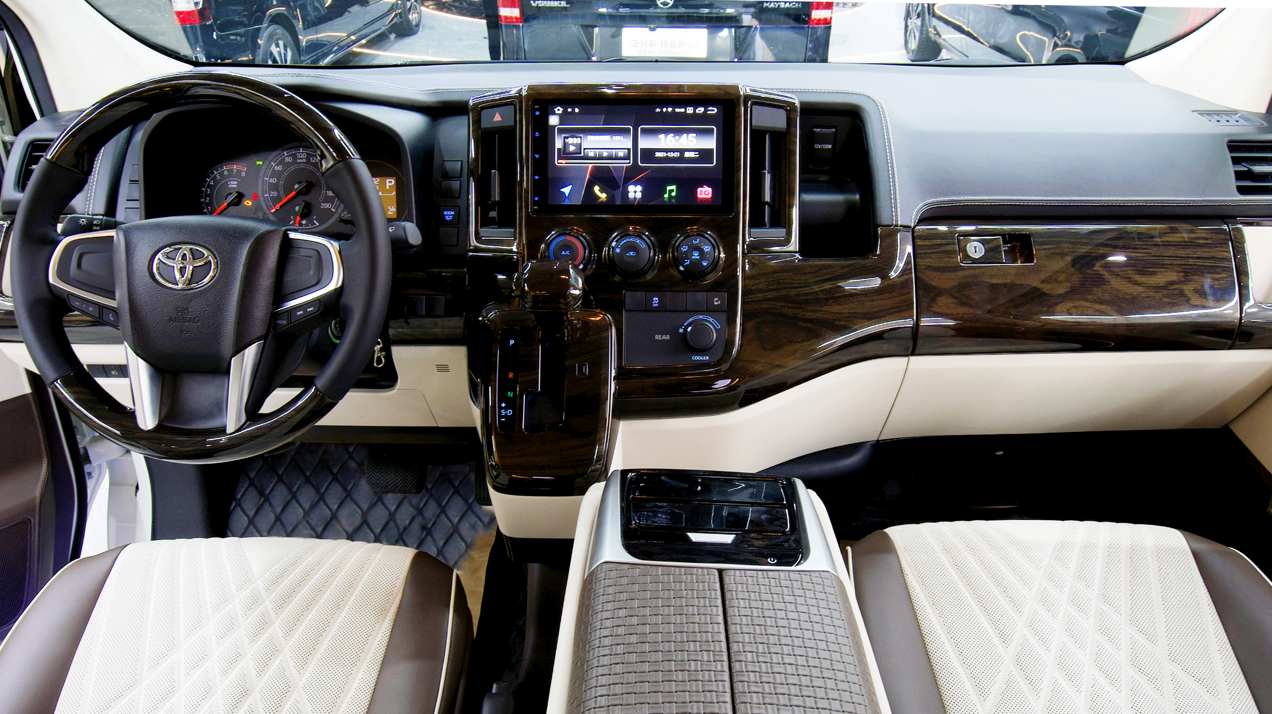 进口丰田海狮九座5米9商务车