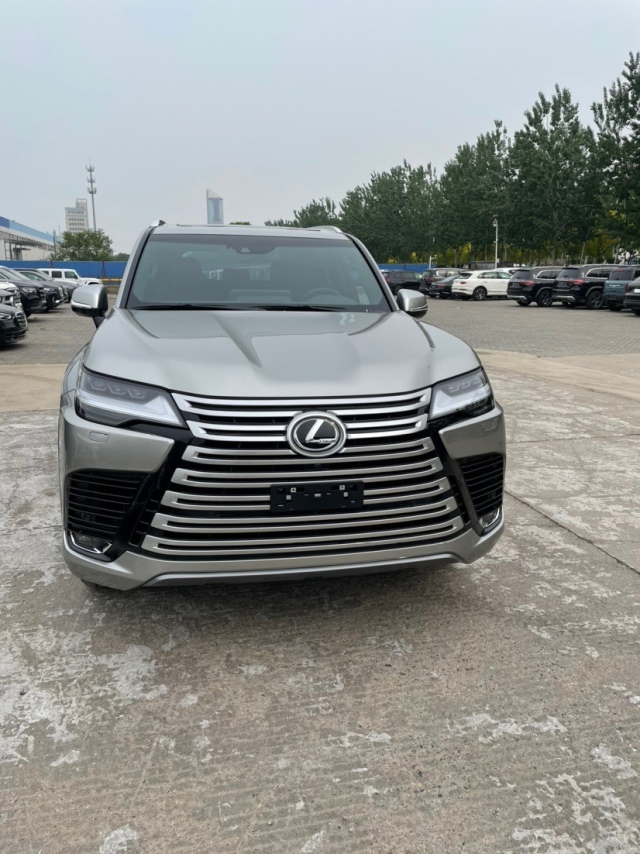 雷克萨斯lx600premium超音速钛银