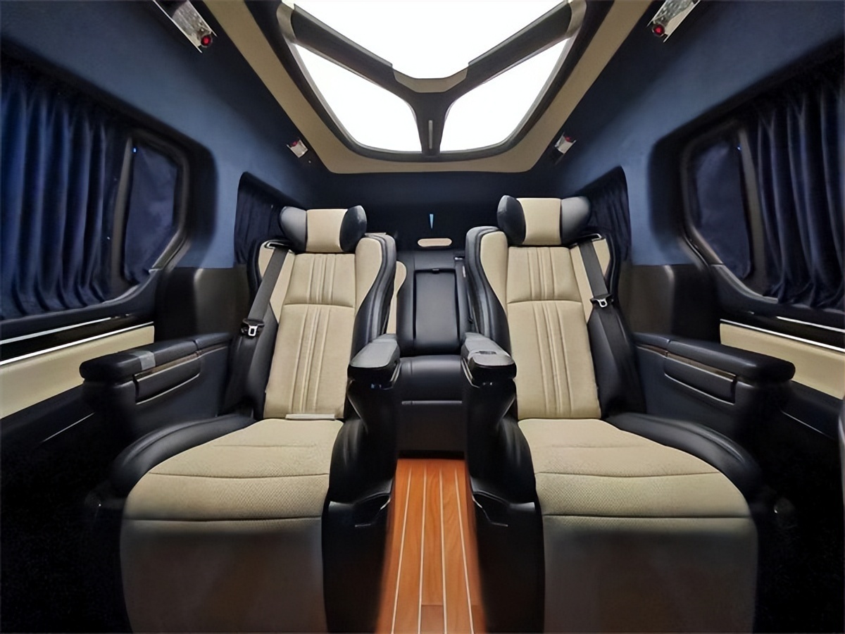 上汽大通g20金骑士高顶改装定制升级