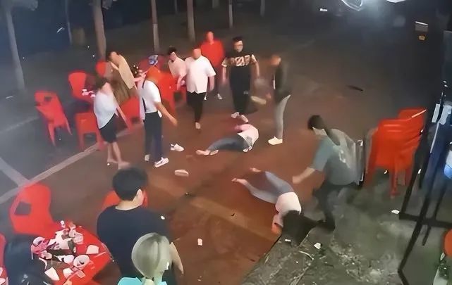 唐山打人案后,新一代“混混”变种正卷土重来