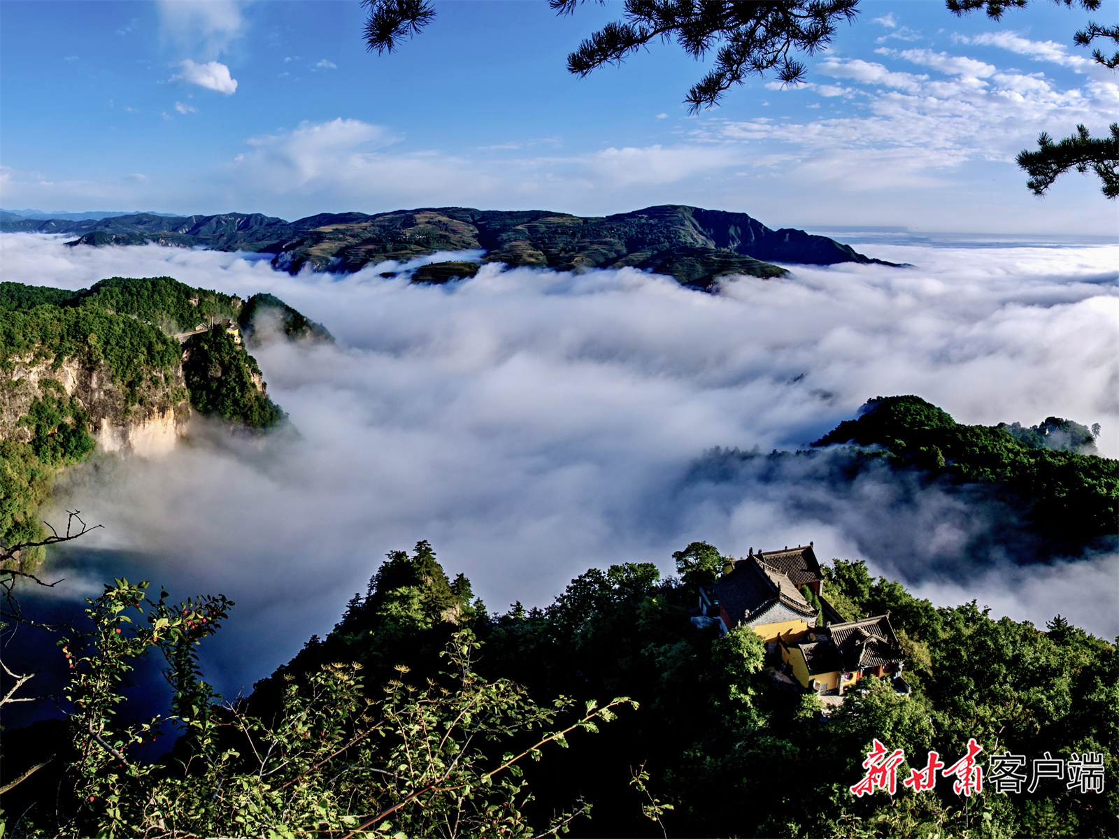 6月,遇见最美崆峒山凤凰网甘肃_凤凰网