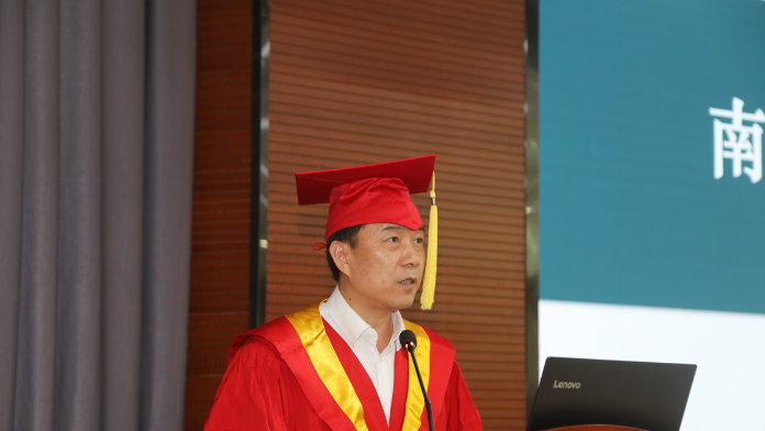 南昌航空大学举行航空发动机学院首届毕业生毕业典礼