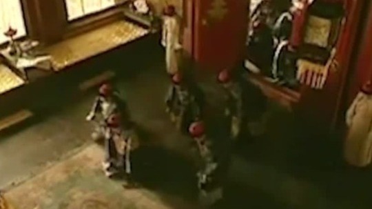 外有强敌环伺，内部起义不断，重重压力下清朝加快了改革科举的步伐