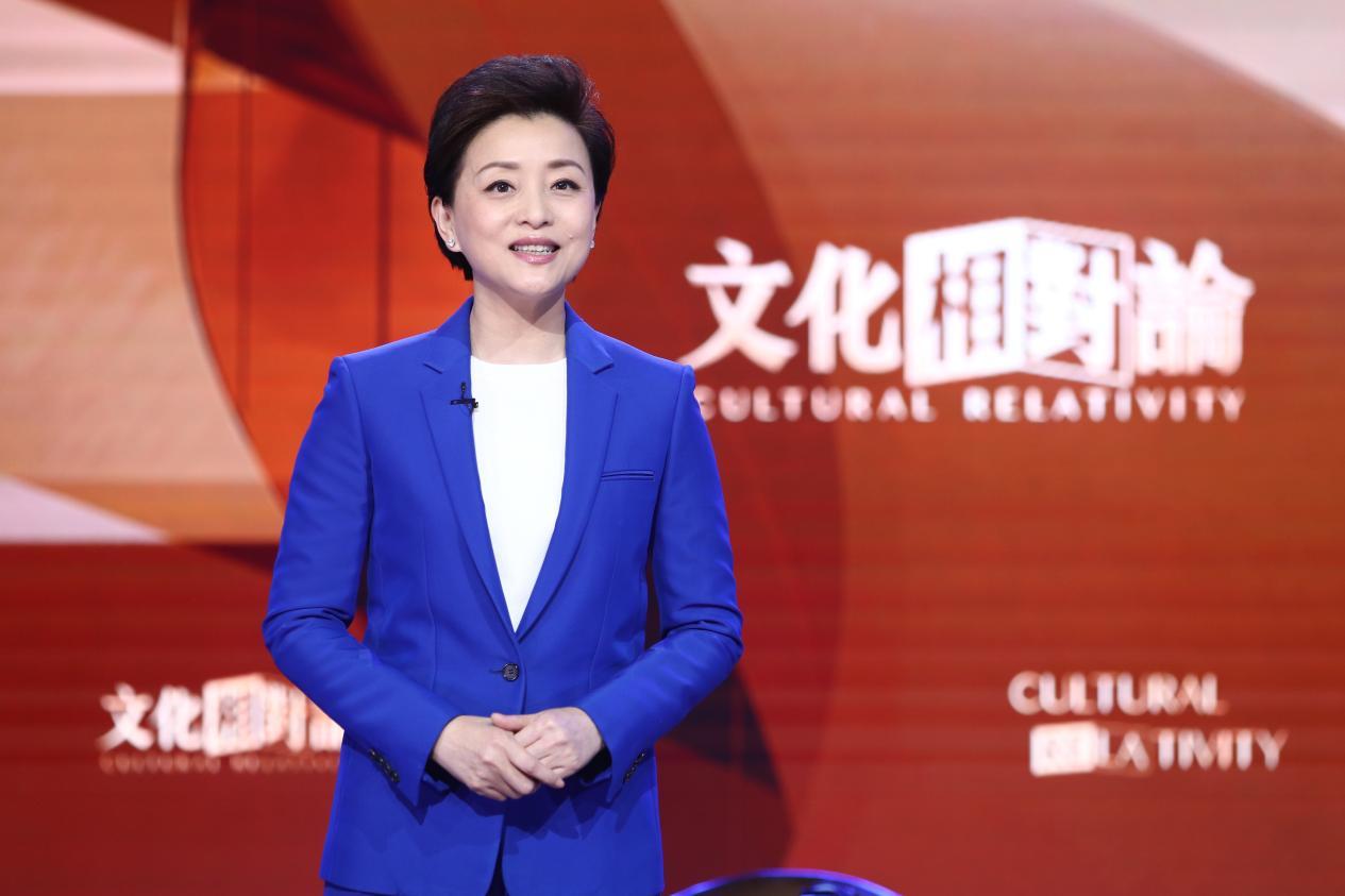 凤凰网1/100计划 | 杨澜：勇敢突破“刻板印象” 大胆做自己