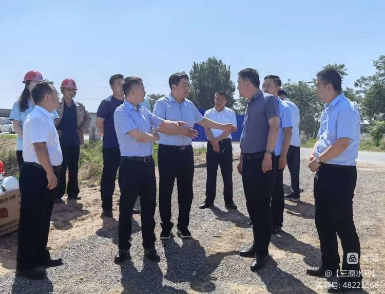咸阳市三原县县长杨红刚巡查清河检查防汛及重点水利项目建设工作