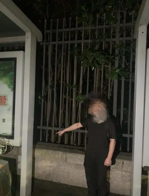 孟某翻墙进入考场的地点。