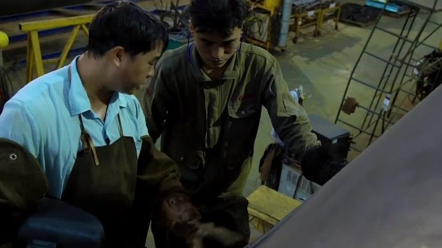 特种汽车生产过程中，工厂段长夏应华如何把好“质量关”？