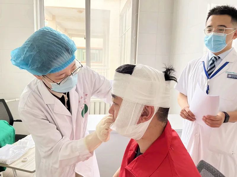 青岛西海岸新区中心医院2022届口腔医学专业毕业生实践技能操作考试