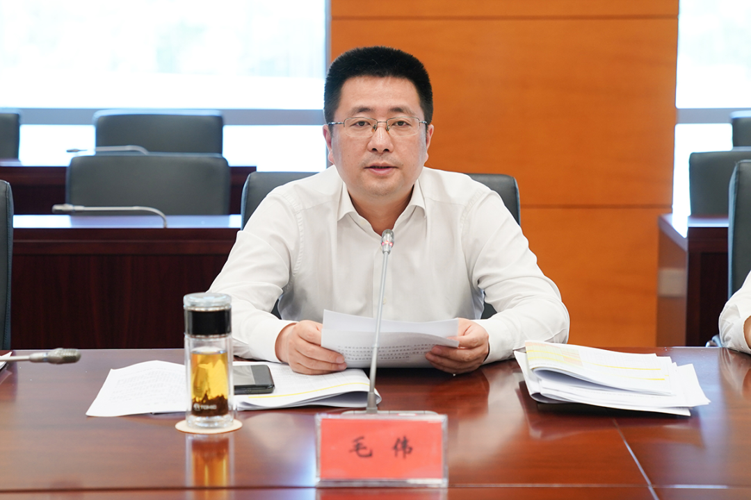 在讲话中,毛伟要求区重点项目152个,其中,78个新开工项目中,已开工50