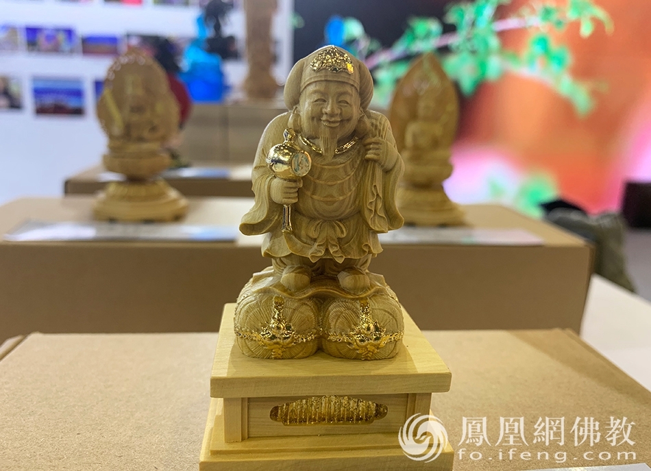 瓯越工艺义卖品——大黑天(图片来源:凤凰网佛教 摄影:李保华)