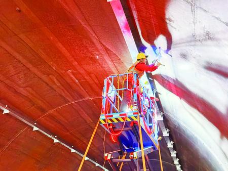 机电项目有条不紊