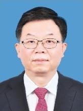 李伟，男，汉族，1970年9月生，大学，高级管理人员工商管理硕士，中共党员。