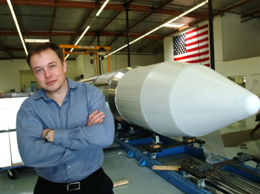 俄罗斯人吐口水刺激马斯克创办SpaceX