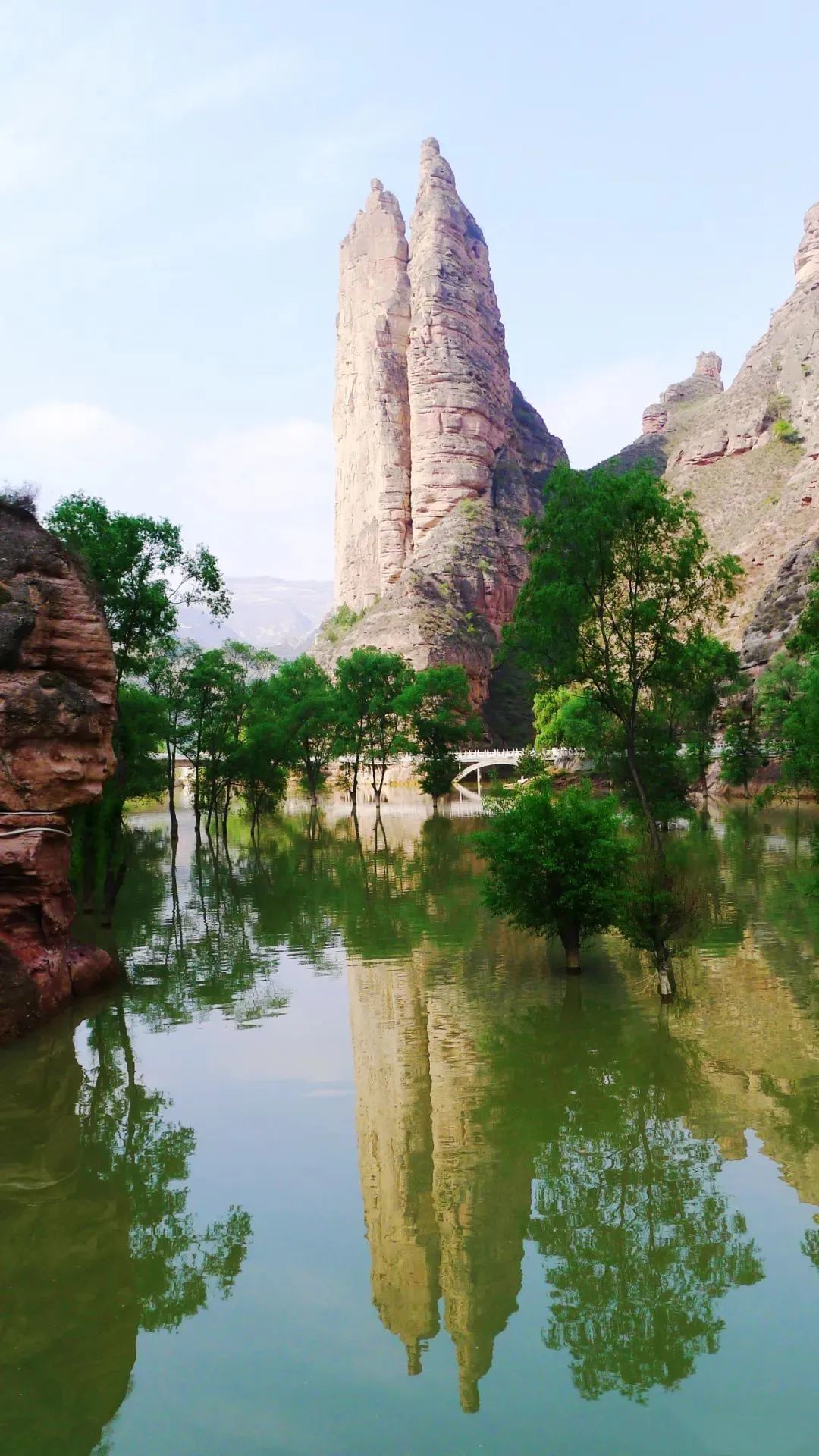 5a级景区炳灵寺世界文化遗产旅游区位于临夏州永靖县,创建区域总面积