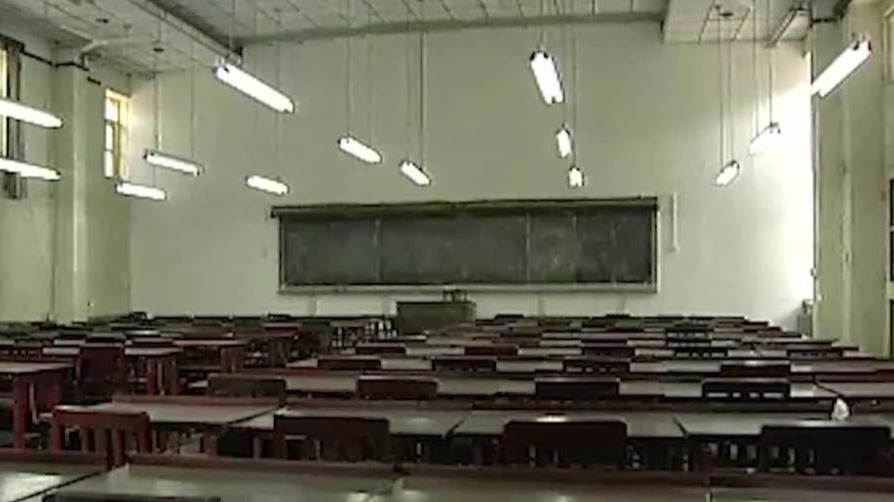 1916年周诒春校长建议逐年减少留美学生，利用庚子赔款建设学校