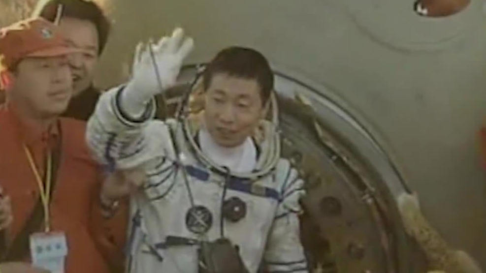 仅以四艘飞船验证技术，并完美执行首飞任务，这是中国飞船创造的世界纪录