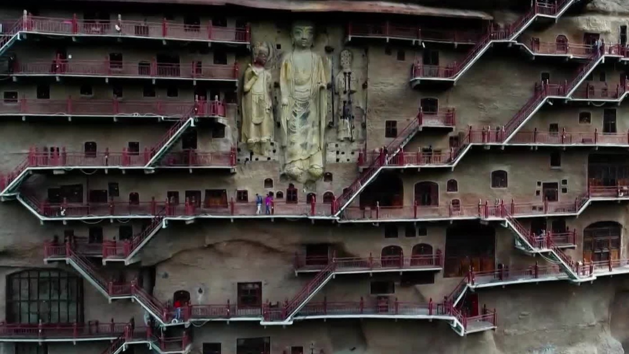 中国石窟走廊:东方微笑