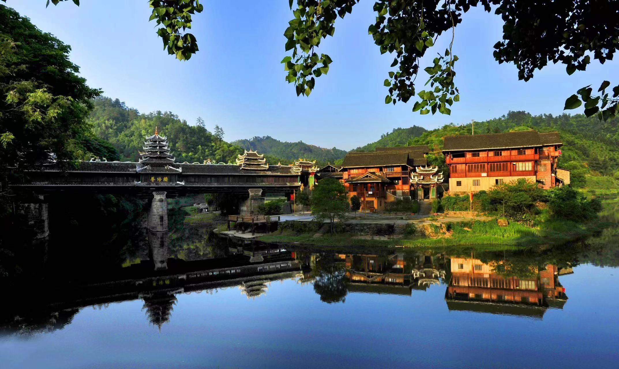 花瑶景区沉浸式夜游打卡地——洪江区·洪江古商城采摘尝鲜打卡地