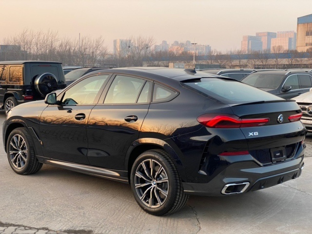 22款宝马x6经典溜背造型 优惠清仓69万_凤凰网汽车_凤凰网